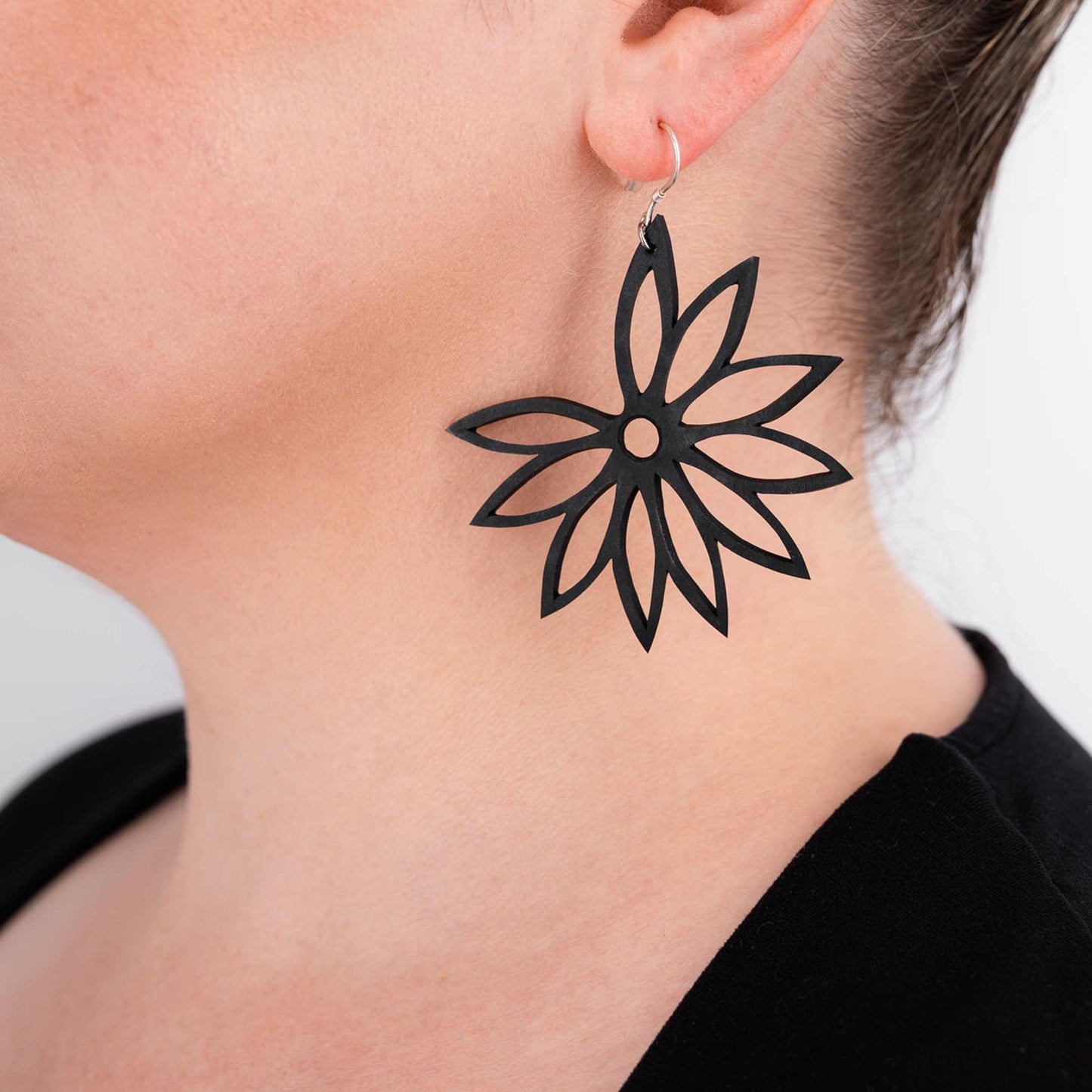 Lotus Statement Recycle Rubber Earrings